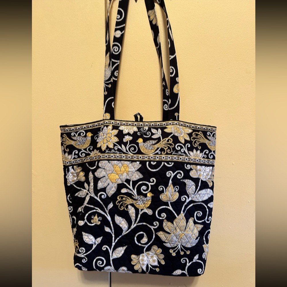 Vera Bradley tote